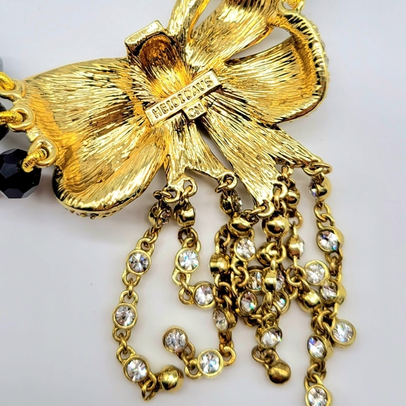 Heidi Daus Swarovski Crystal Bow Statement Necklace with Chainmail Fringe - Picture 10 of 11